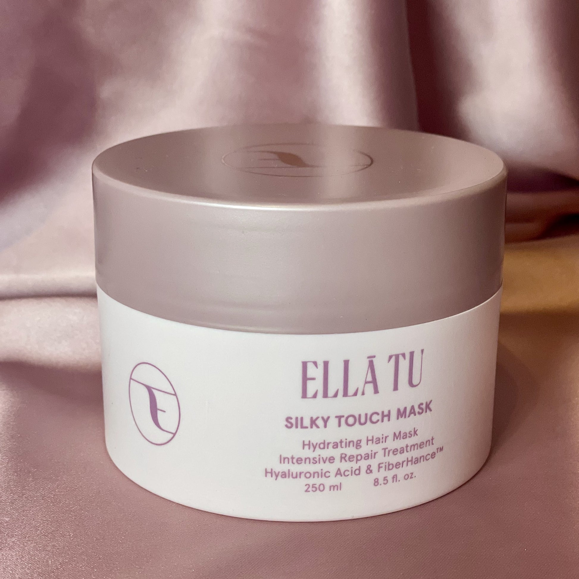 The Hair Mask by Ellatu. Experience the power of Fiberhance, Hyaluronic Acid, Castor and Moringa Oil. Deeply hydrates your hair and strengthens broken bonds. Fix your split ends. 