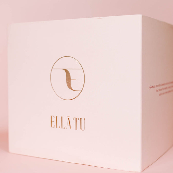 The beautiful packaging for the Ellatu Silky Touch Goddess Hair Care Kit / Routine. Full kit with shampoo, conditioner, hair mask, hair serum and hair fragrance / perfume. Everything you need to treat dry, brittle, dull, damaged, color treated, chemically treated hair. 