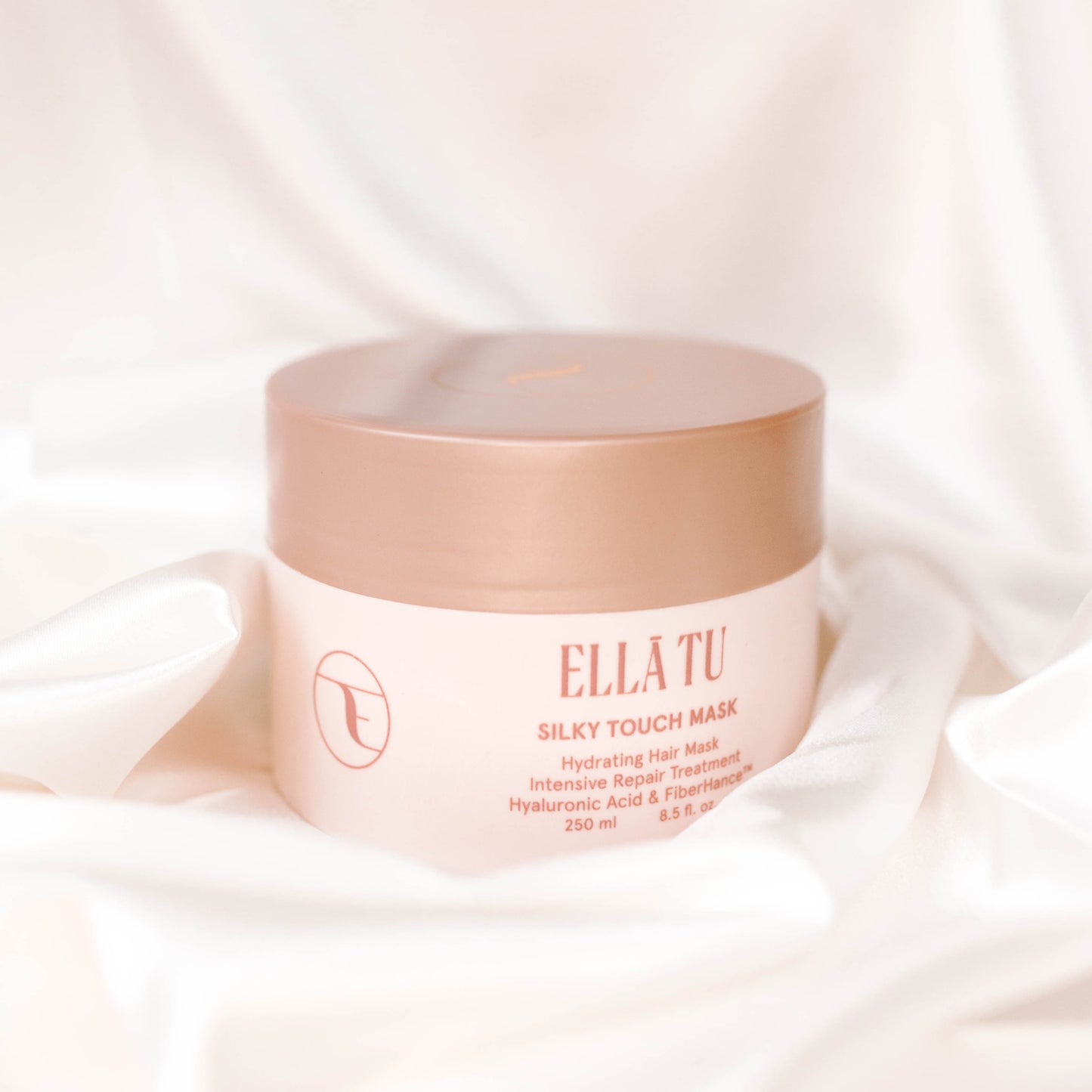 Deeply condition and hydrate your hair with the amazing Ellatu Silky Touch Hair Mask, enriched with hydrating, nourishing and bond building ingredients such as Vitamin E, Hyaluronic Acid and Fiberhance. 
